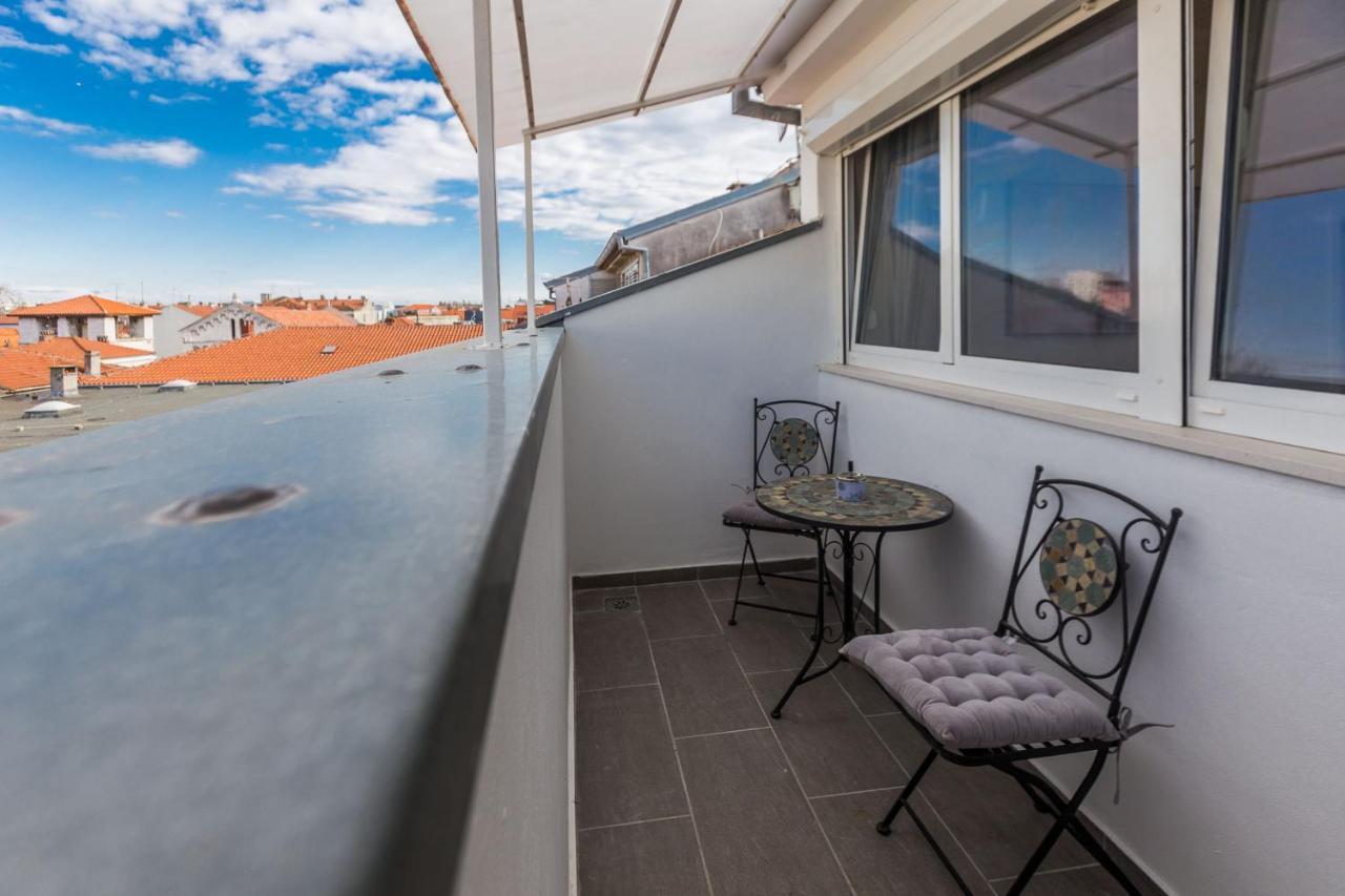 Kuki Apartment With Balcony Zadar Exteriör bild