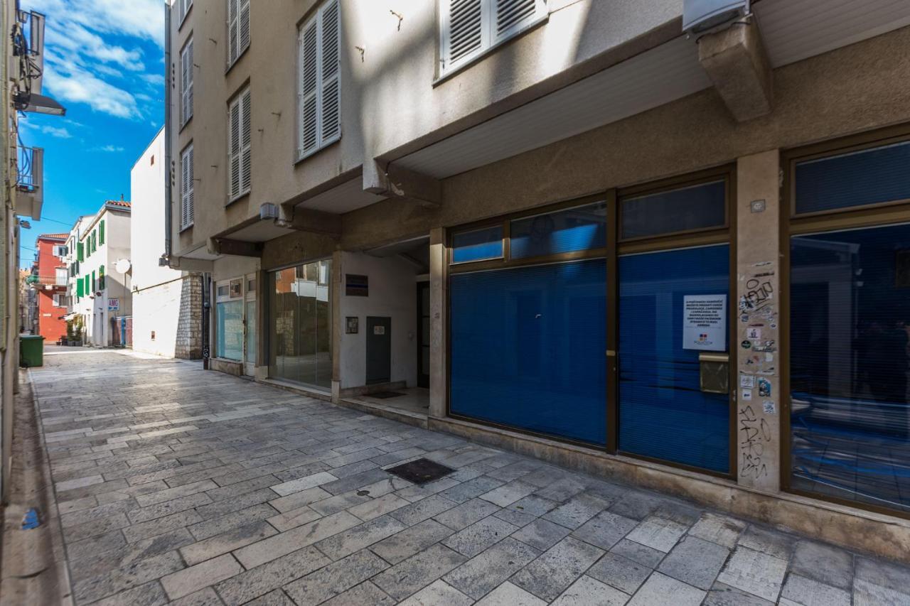 Kuki Apartment With Balcony Zadar Exteriör bild